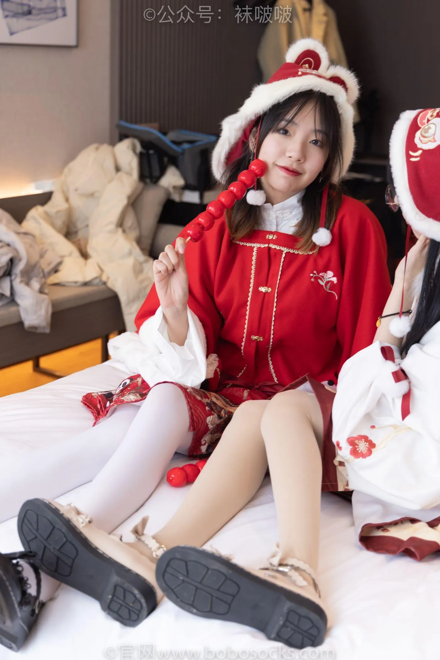 [BoBoSocks袜啵啵]NO.054 小甜豆与稚予-给大家拜年啦 [139P]插图